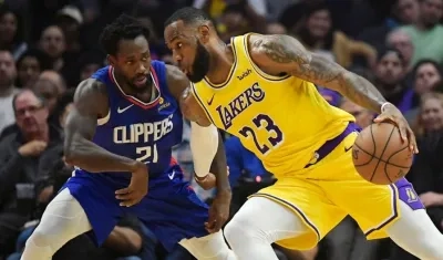 LeBron James ante los Clippers.