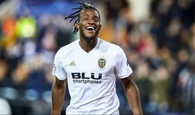 Michy Batshuayi, delantero belga. 