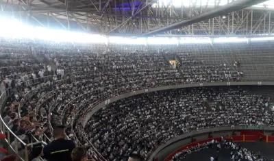 Homenaje a Legarda en la Plaza de Toros La Macarena en Medellín.