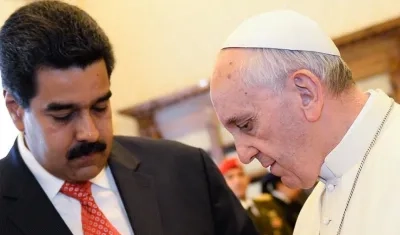 El Presidente de Venezuela, Nicolás Maduro, y el Papa Francisco.