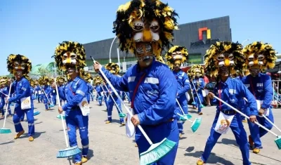 Comparsa de los Escobitas de Triple A.