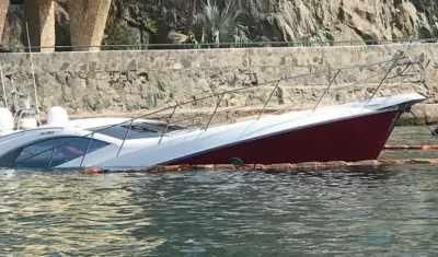 Momento en el que el yate se hundía. 