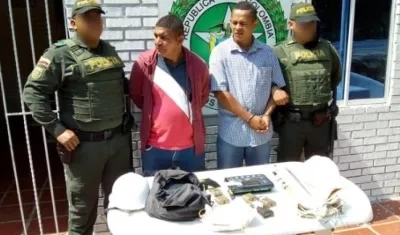 Los capturados fueron identificados como David Martínez Calera de 28 años de edad y Fabián Quintero Bolaños de 43 años de edad