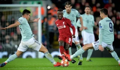 James Rodríguez en acción del partido. 