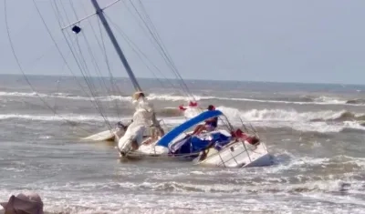 Estado en que quedó el velero.