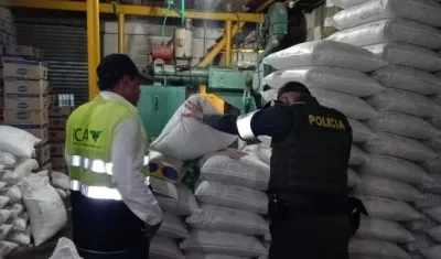 El arroz decomisado no cumplía con el reglamento de rotulado para alimentos.