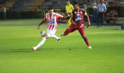 Marlon Piedrahita, en función de ataque.