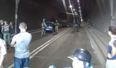 Imagen del bloqueo en el Túnel de La Cabrera.
