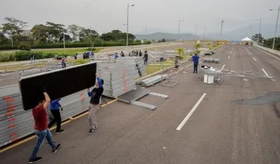 Montaje del concierto a favor de Venezuela.