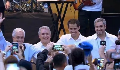 Captura de video cedida que muestra al presidente de Chile, Sebastián Piñera; el presidente de Colombia, Iván Duque; el jefe del Parlamento venezolano, Juan Guaidó; el presidente de Paraguay, Mario Abdo Benitez.