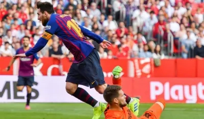 Lionel Messi en acción del partido.