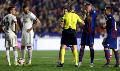 Karim Benzema anotó el primer tanto del duelo. 