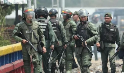 Miembros de la Guardia Nacional Bolivariana en la frontera con Cúcuta.