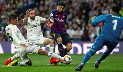 Luis Suárez en acción del juego ante el Real Madrid. 
