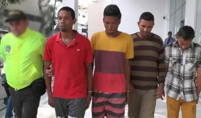 Capturados por atraco a buses.