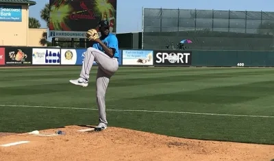 Tayron Guerrero, lanzador colombiano.