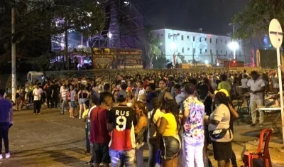 Las filas en la Berbetronik.