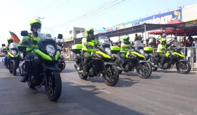 La Policía Metropolitana presente en los desfiles para garantizar la tranquilidad ciudadana.