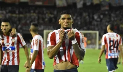 El defensor Rafael Pérez.