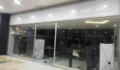 Tienda en el CC Sambil Maracaibo.