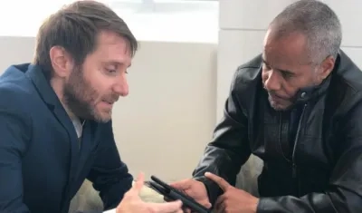 Julián Kanareth en entrevista con Ricardo Villa.