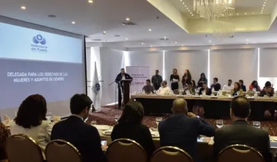 El Defensor del Pueblo, Carlos Negret, presentó resultados del primer informe defensorial que aborda violencias basadas en género y discriminación.