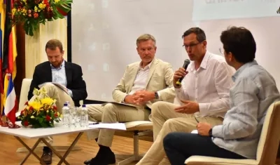 Embajadores de Alemania y Francia, en conversatorio en la Cátedra Europa en la Universidad del Norte.