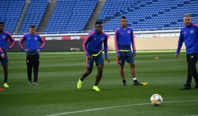 Carlos Queiroz durante el entrenamiento. 