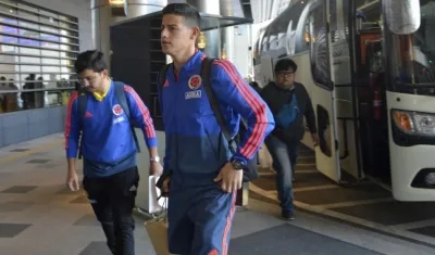 James Rodríguez al arribar al hotel de concentración. 