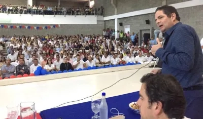 El exvicepresidente de la República, Germán Vargas Lleras, presidiendo el encuentro en Valledupar.
