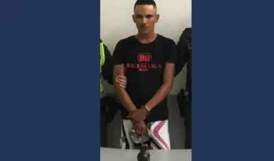 Dayron Argemiro Calle Zapata fue capturado con una granada.