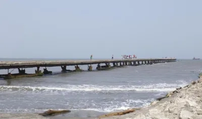 La reconstrucción del muelle también requiere la revisión de los diseños originales.