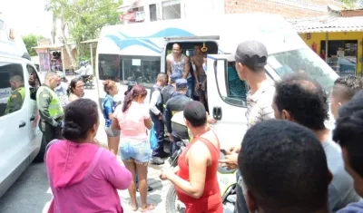 Momento cuando eran llevados al caminobel bosque los reclusos