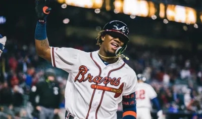 Ronald Acuña Jr., pelotero de los Bravos de Atlanta. 