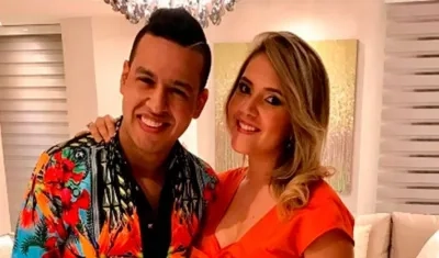 El cantante Martín Elías y su viuda Dayana Jaimes.