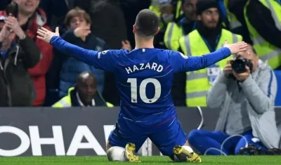 Eden Hazard, jugador del Chelsea, celebra su gol. 