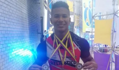 El pesista Kevin Sandoval Parra.