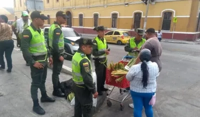 Operativos en inmediaciones de las iglesias realizó la Policía Ambiental y Ecológica.