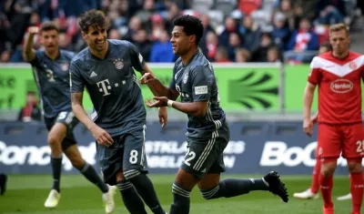 Serge Gnabry celebra sua anotación. 