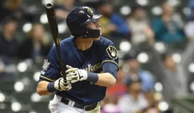 Christian Yelich, tras conectar uno de sus cuadrangulares. 