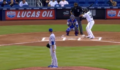 José Quintana enfrenta a Jorge Alfaro. 