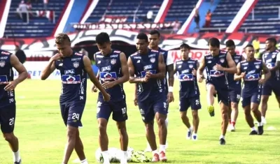 Junior presentará varios cambios en su plantilla para el duelo. 