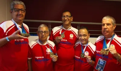 Los medallistas de Acord Atlántico.