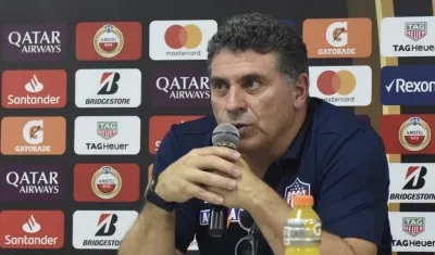 Luis Fernando  Suárez, DT del Junior.