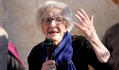 La poeta uruguaya Ida Vitale.