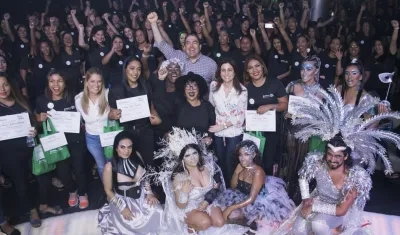 La Primera Dama en un acto de graduación de mujeres.