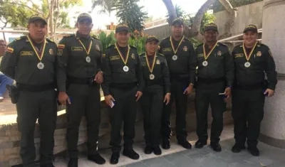 Policías condecorados.