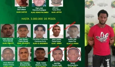 Cartel de los más buscados y la foto de Ismael Martínez Serna. 