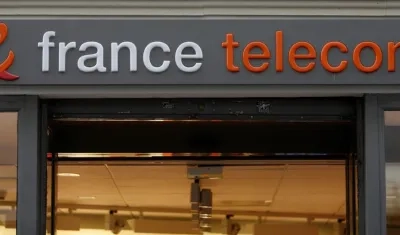 Vista del logo del operador France Télécom en París, Francia