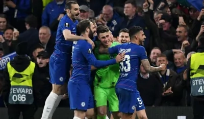 Kepa celebra el paso a la final del Chelsea. 